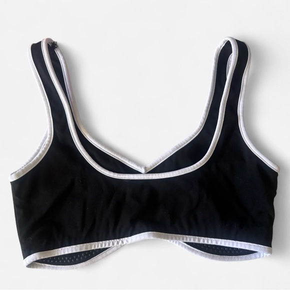 LASLULU Black and White Sports Bra - Picture 3 of 4